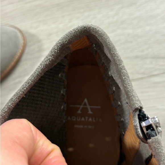Aquatalia Suede Ankle Block Heel Taupe Booties - Picture 9 of 12